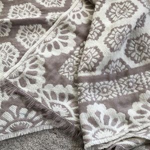 Soft long scarf